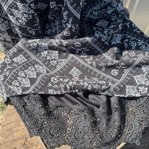 Maurices XL flowery dress - Picture 4 of 5